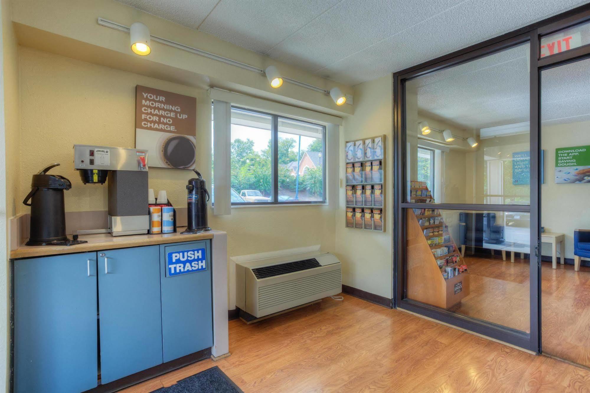 Motel 6-Knoxville, Tn - North מראה חיצוני תמונה